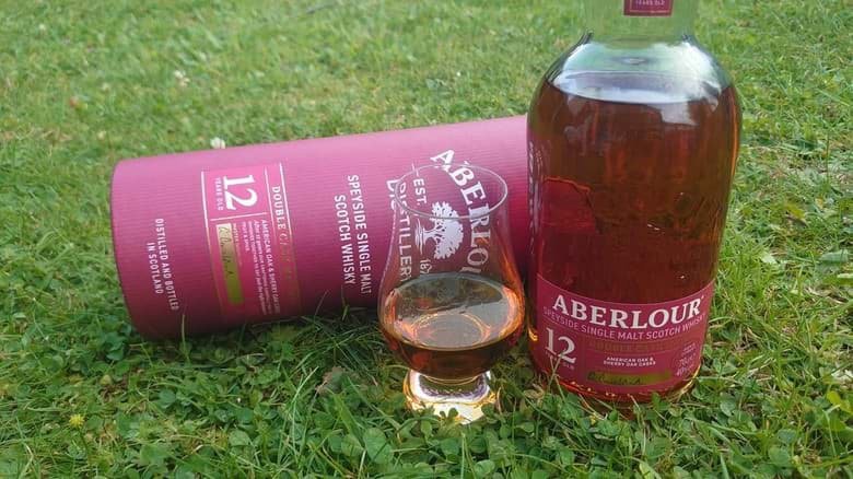 Người mới chơi whisky nên bắt đầu với chai Aberlour nào? Người mới chơi whisky nên bắt đầu với chai Aberlour nào?
